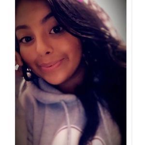 Meet your Posher, Elsy